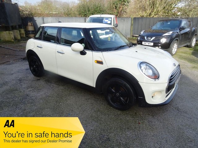 2017 MINI Hatch 1.2L One 5dr - Photo 3