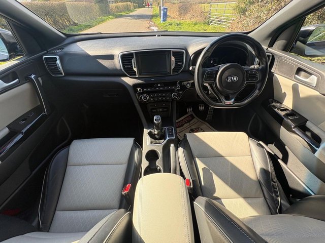 2018 KIA SPORTAGE - Photo 10