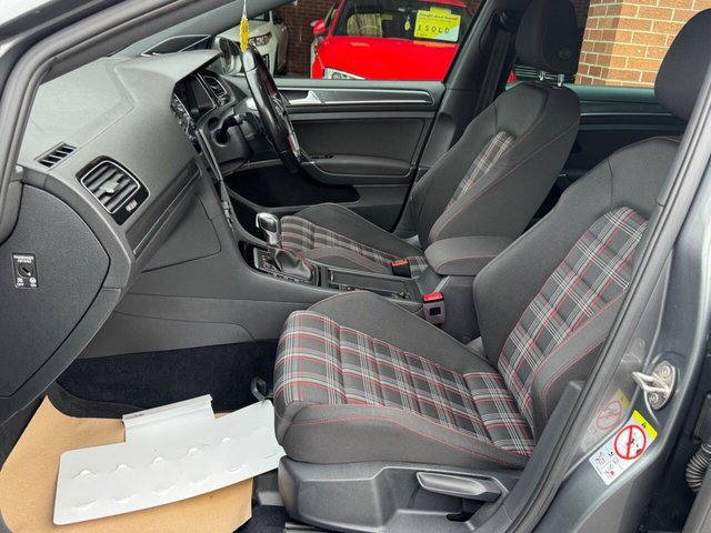 2018 VOLKSWAGEN GOLF 2018 2.0 TSI GTI Performance DSG Euro 6 (s/s) 5dr - Photo 7
