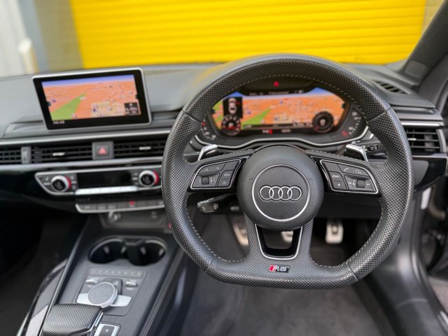 View our AUDI RS5
