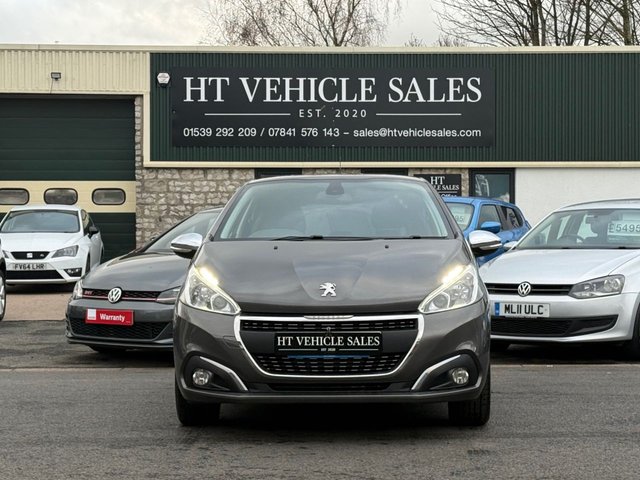 2018 PEUGEOT 208 1.2 PureTech Allure Hatchback 5dr Petrol Manual Euro 6 (s/s) (82 ps) - Photo 5