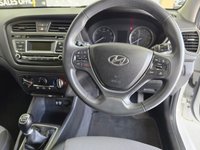 USED 2017 17 HYUNDAI I20 1.2 SE Hatchback 5dr Petrol Manual Euro 6 (84 ps) 