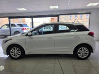 USED 2017 17 HYUNDAI I20 1.2 SE Hatchback 5dr Petrol Manual Euro 6 (84 ps) 