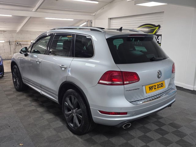 2014 VOLKSWAGEN TOUAREG 3.0 TDI V6 BlueMotion Tech R-Line SUV 5dr Diesel Tiptronic 4WD Euro 5 (s/s) (245 ps) - Photo 2