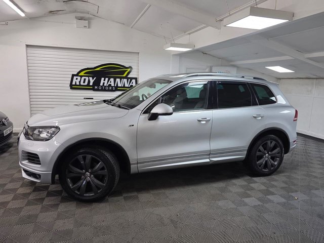 2014 VOLKSWAGEN TOUAREG 3.0 TDI V6 BlueMotion Tech R-Line SUV 5dr Diesel Tiptronic 4WD Euro 5 (s/s) (245 ps) - Photo 5