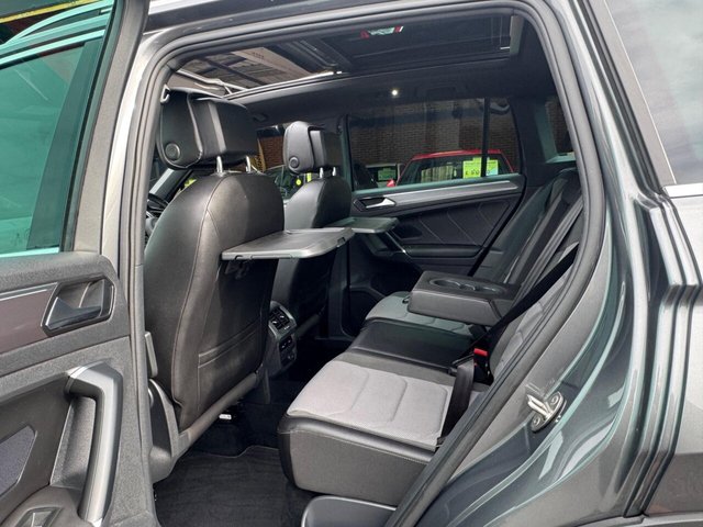 2017 VOLKSWAGEN TIGUAN 2017 2.0 TSI R-Line DSG 4Motion Euro 6 (s/s) 5dr - Photo 10