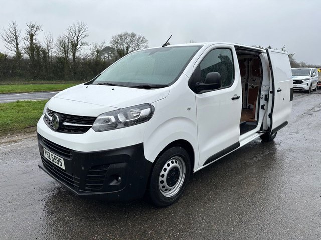 2022 VAUXHALL VIVARO - Photo 6