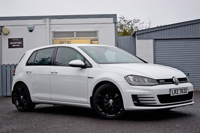 2017 VOLKSWAGEN GOLF 2.0 TDI BlueMotion Tech GTD Hatchback 5dr Diesel DSG Euro 6 (s/s) (184 ps) - Photo 2