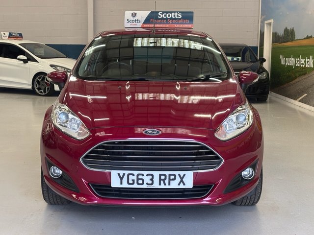 2013 Ford Fiesta 1L Zetec 5dr - Photo 2