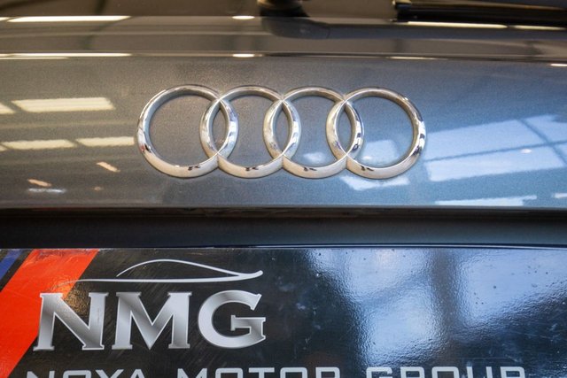 2013 Audi A4 Avant 2L Black Edition 5dr - Photo 11