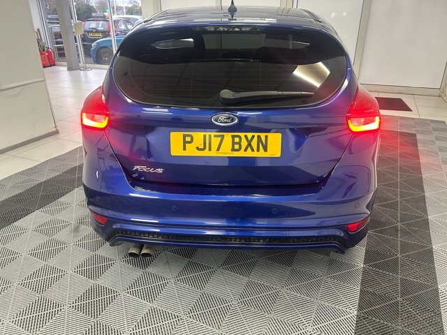 2017 FORD FOCUS - Photo 7