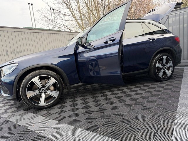 2018 Mercedes-Benz GLC - Photo 8