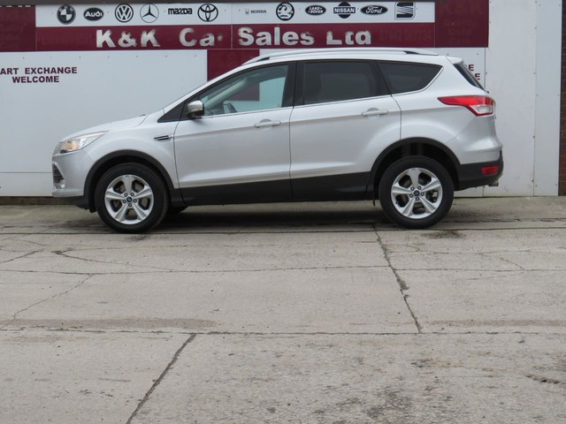 2014 FORD KUGA 2014 2.0 TDCi Zetec SUV 5dr Diesel Powershift AWD Euro 5 (140 ps) - Photo 5