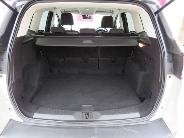 2014 FORD KUGA 2014 2.0 TDCi Zetec SUV 5dr Diesel Powershift AWD Euro 5 (140 ps) - Photo 11