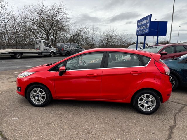 2015 FORD FIESTA 1.5 TDCi ECOnetic Zetec Euro 6 (s/s) 5dr - Photo 9