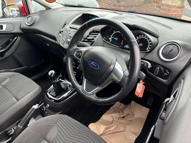 2015 FORD FIESTA 1.5 TDCi ECOnetic Zetec Euro 6 (s/s) 5dr - Photo 11
