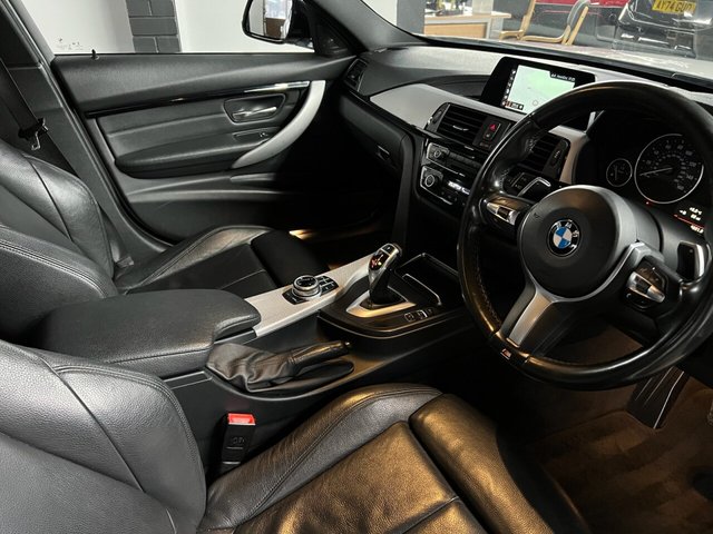 2017 BMW 3 SERIES - Photo 2