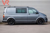 USED 2017 S VOLKSWAGEN TRANSPORTER 2.0 TDI T30 BlueMotion Tech Trendline Kombi Double Cab 5dr Diesel DSG FWD SWB Euro 6 (s/s) (150 ps) Rear Rock & Roll Bed + Pioneer Audio System + 7 Seats