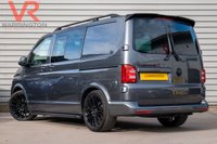 USED 2017 S VOLKSWAGEN TRANSPORTER 2.0 TDI T30 BlueMotion Tech Trendline Kombi Double Cab 5dr Diesel DSG FWD SWB Euro 6 (s/s) (150 ps) Rear Rock & Roll Bed + Pioneer Audio System + 7 Seats