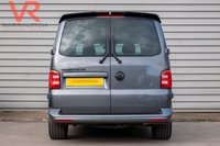 USED 2017 S VOLKSWAGEN TRANSPORTER 2.0 TDI T30 BlueMotion Tech Trendline Kombi Double Cab 5dr Diesel DSG FWD SWB Euro 6 (s/s) (150 ps) Rear Rock & Roll Bed + Pioneer Audio System + 7 Seats