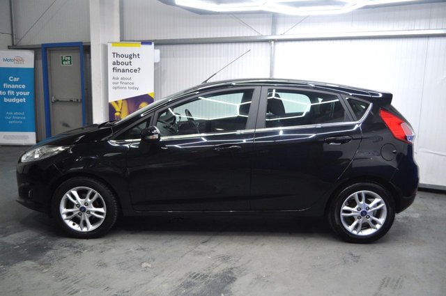 2016 Ford Fiesta 1L Zetec 5dr - Photo 6