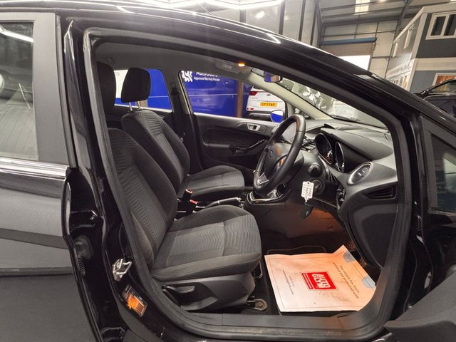 2016 Ford Fiesta 1L Zetec 5dr - Photo 10