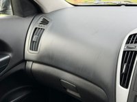 USED 2010 60 KIA CEED 1.6 2 Sports Wagon 5dr Petrol Auto Euro 4 (124 bhp) 