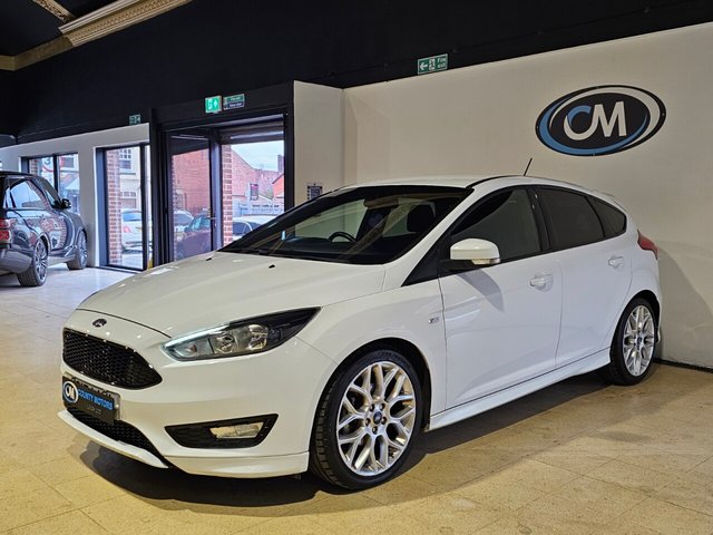 2017 Ford Focus 1L St-Line 5dr - Photo 4