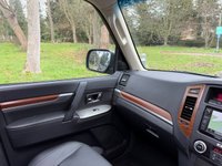 USED 2014 14 MITSUBISHI SHOGUN 3.2 DI-DC SG3 SUV 5dr Diesel Auto 4WD Euro 5 LWB (197 ps) 