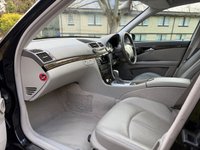 USED 2003 03 MERCEDES-BENZ E-CLASS 2.6 E240 Avantgarde Saloon 4dr Petrol Automatic (247 g/km, 177 bhp) 