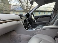 USED 2003 03 MERCEDES-BENZ E-CLASS 2.6 E240 Avantgarde Saloon 4dr Petrol Automatic (247 g/km, 177 bhp) 