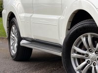 USED 2012 62 MITSUBISHI SHOGUN 3.2 DI-DC SG3 SUV 5dr Diesel Auto 4WD Euro 5 LWB (197 ps) 