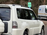 USED 2012 62 MITSUBISHI SHOGUN 3.2 DI-DC SG3 SUV 5dr Diesel Auto 4WD Euro 5 LWB (197 ps) 