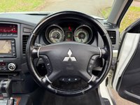 USED 2012 62 MITSUBISHI SHOGUN 3.2 DI-DC SG3 SUV 5dr Diesel Auto 4WD Euro 5 LWB (197 ps) 