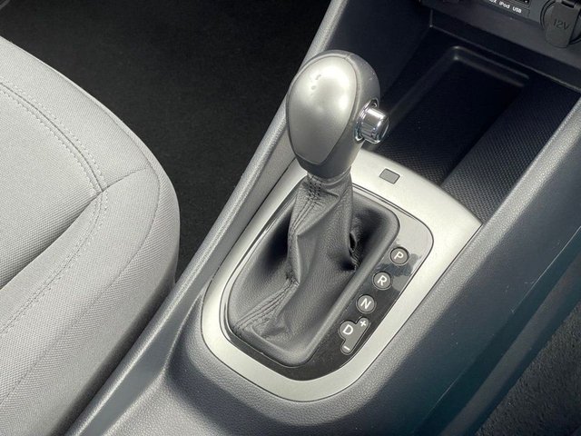 2013 KIA RIO - Photo 2