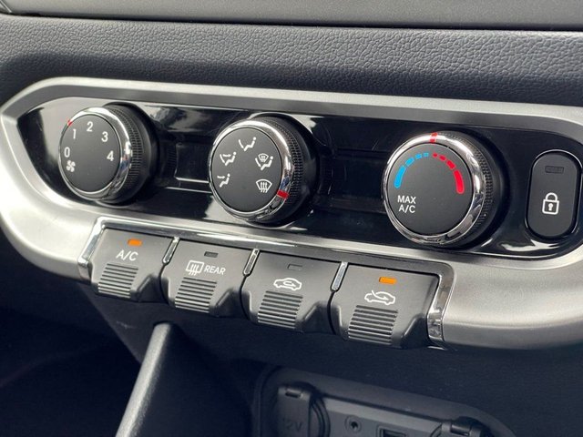 2013 KIA RIO - Photo 8