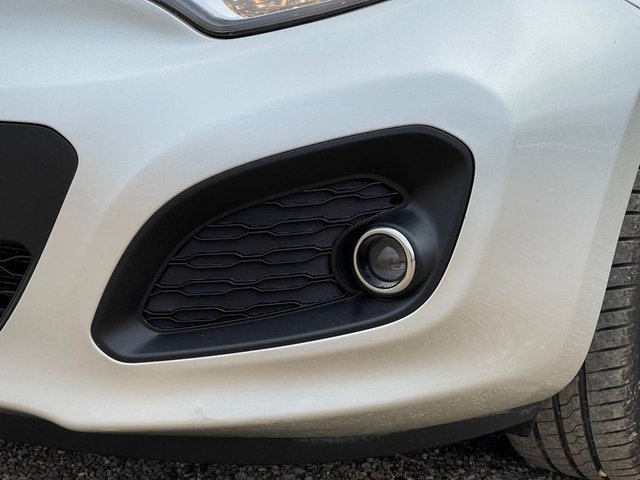 2013 KIA RIO - Photo 11