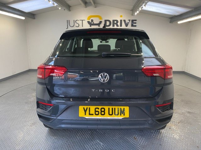2019 Volkswagen T-Roc 1L S 5dr - Photo 4