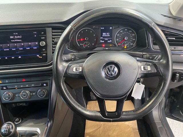 2019 Volkswagen T-Roc 1L S 5dr - Photo 12