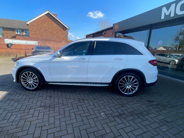 2017 MERCEDES-BENZ GLC 2.1 GLC220d AMG Line (Premium) SUV 5dr Diesel G-Tronic 4MATIC Euro 6 (s/s) (170 ps) - Photo 6