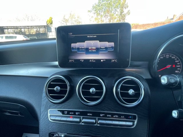 2017 MERCEDES-BENZ GLC 2.1 GLC220d AMG Line (Premium) SUV 5dr Diesel G-Tronic 4MATIC Euro 6 (s/s) (170 ps) - Photo 12