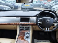 USED 2014 14 JAGUAR XF 2.2d Luxury Saloon 4dr Diesel Auto Euro 5 (s/s) (163 ps) Auto_2.2_Diesel_Saloon