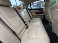 USED 2014 14 JAGUAR XF 2.2d Luxury Saloon 4dr Diesel Auto Euro 5 (s/s) (163 ps) Auto_2.2_Diesel_Saloon