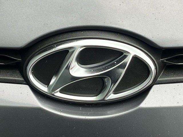 2014 HYUNDAI I10 1.2 Premium Hatchback 5dr Petrol Auto Euro 5 (87 ps) - Photo 12