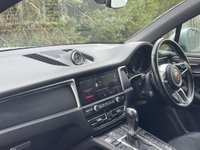 USED 2018 68 PORSCHE MACAN 2.0T SUV 5dr Petrol PDK 4WD Euro 6 (s/s) (245 ps) 