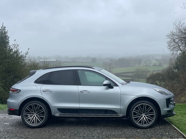 2018 PORSCHE MACAN 2.0T SUV 5dr Petrol PDK 4WD Euro 6 (s/s) (245 ps) - Photo 9