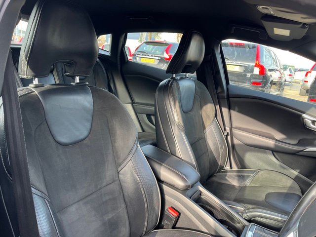 2015 Volvo V40 1.5L R-Design Nav 5dr - Photo 9