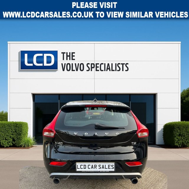 2015 Volvo V40 1.5L R-Design Nav 5dr - Photo 6