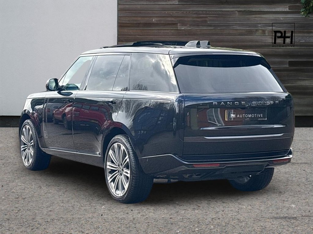 USED 2025 25 LAND ROVER RANGE ROVER 4.4 P530 V8 Autobiography SUV 5dr Petrol Auto 4WD Euro 6 (s/s) (LWB, 7Seat) (530 ps) VAT Q|1 OWNER|ELECTRIC TOW BAR