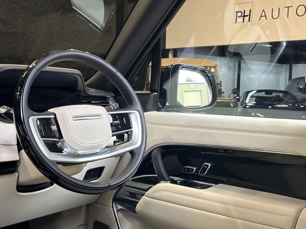 USED 2025 25 LAND ROVER RANGE ROVER 4.4 P530 V8 Autobiography SUV 5dr Petrol Auto 4WD Euro 6 (s/s) (LWB, 7Seat) (530 ps) VAT Q|1 OWNER|ELECTRIC TOW BAR